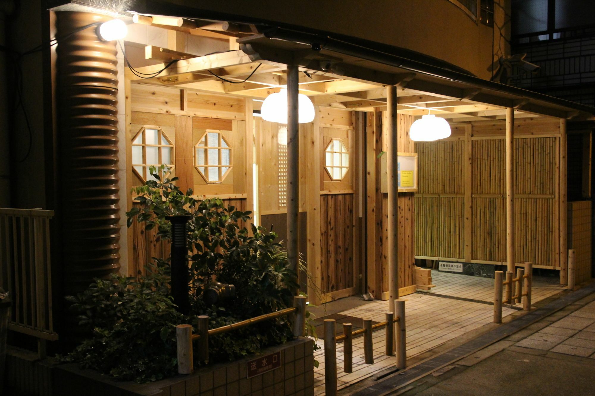 Ryokan Sinsekai - Tourpalace 大阪 外观 照片